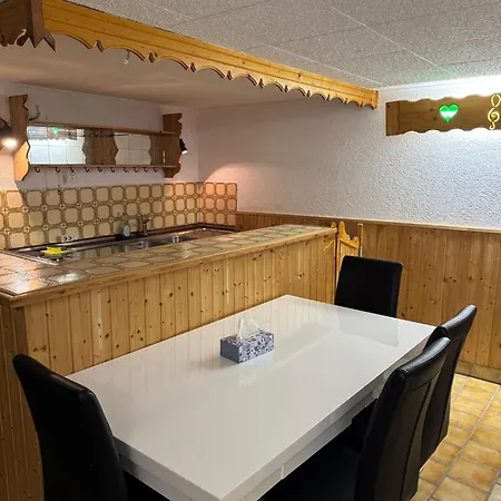 Appartamento With Kitchen, Double Bed, Tv, S-bahn 5 Min Dietzenbach